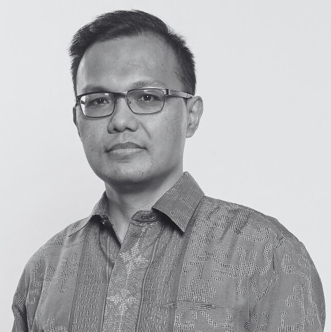 Leader headshot image